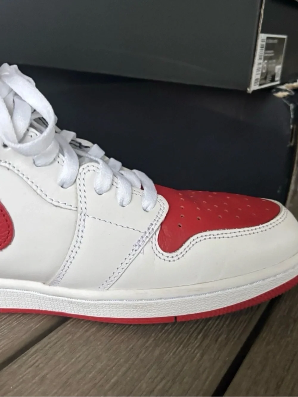 Size 15 - Nike Air Jordan 1 Retro High OG Heritage Red/White - BARELY WORN